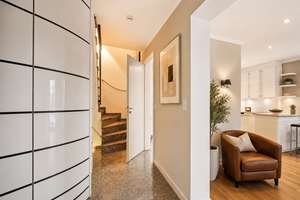 Großzügige Maisonette mit Terrasse, Balkon und Kamin in ruhiger Wohnlage von Untermenzing – Die vollständige Adresse der Immobilie erhältst du vom Anbieter., 80997 Allach, München – Vorschaubild 8