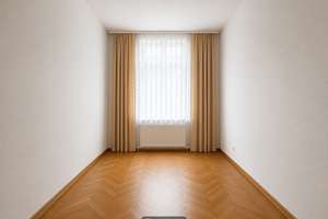 Ruhig wohnen, zentral leben – gepflegte Drei-Zimmer-Wohnung – 60489 Rödelheim, Frankfurt am Main – Vorschaubild 4