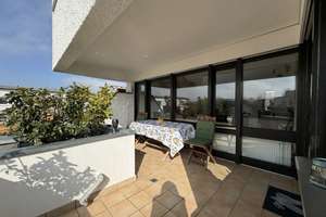 Herrliche Penthouse-Maisonette Wohnung mit Galerie, Kamin und Dachterrasse – Die vollständige Adresse der Immobilie erhältst du vom Anbieter., 93049 Westenviertel, Regensburg – Vorschaubild 3