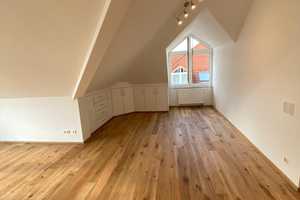 Bad Homburg - Komplett und hochwertig sanierte 5-Zi Maisonette-Whg, Dachterrasse, Balkon – Hochtaunuskreis – Vorschaubild 5