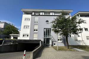 Attraktive Wohnung mit zwei Terrassen und einem Tiefgaragenstellplatz – 72762 Reutlingen-Mitte, Reutlingen – Vorschaubild 2