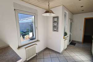 Von privat: Gemütliche Doppelhaushälfte mit historischem Charme, Hof und Garten in Duisburg-Homberg – Die vollständige Adresse der Immobilie erhältst du vom Anbieter., 47198 Alt-Homberg, Duisburg – Vorschaubild 9