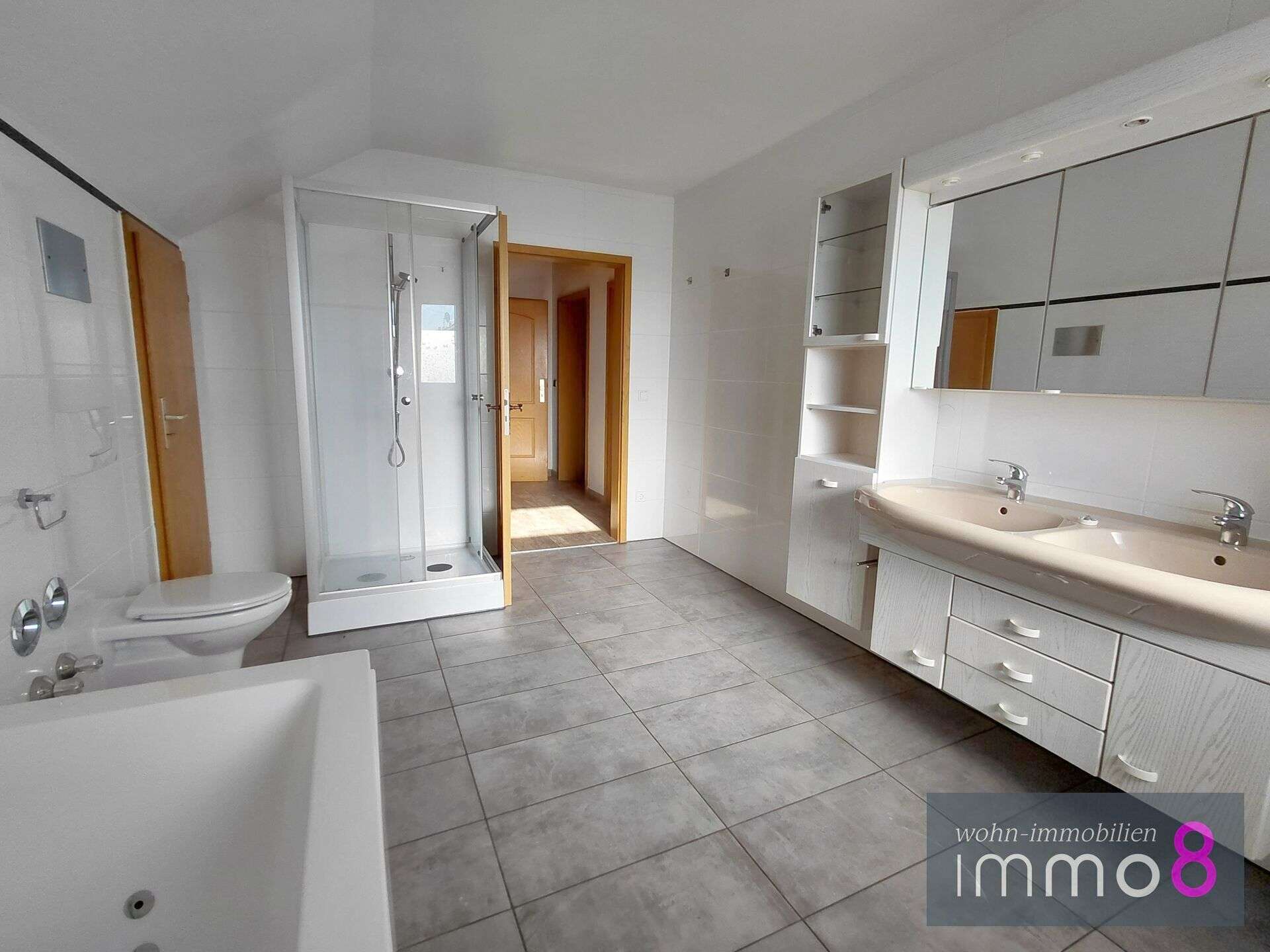 Immobilie in Karlskron - Natur pur bei Ingolstadt - Ruhige DG-Wohnung mit 3 Zimmern - Bild 8