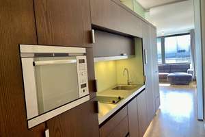 VOLL MÖBILIERTE  CITYWOHNUNG – 60313 Innenstadt, Frankfurt am Main – Vorschaubild 7