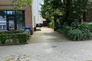 in Berlin-Steglitz,  ruhige 2 Zimmer Eigentumswohnung – Die vollständige Adresse der Immobilie erhältst du vom Anbieter., 12247 Steglitz, Berlin – Vorschaubild 2