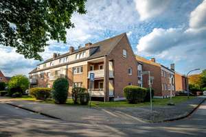 Einziehen & wohlfühlen: Neu renovierte 2-Zimmer-Wohnung mit Loggia – 48163 Amelsbüren, Münster – Vorschaubild 2