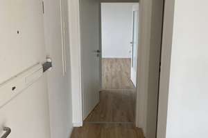 Individuelle 3-Zimmer-Wohnung mit großer Dachterrasse im 5. Obergeschoss – 40470 Mörsenbroich, Düsseldorf – Vorschaubild 4