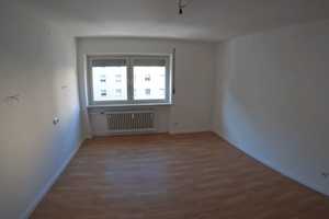 3-Zimmer-Wohnung mit Balkon & Einbauküche in Nürnberg-Südstadt – Nachmieter ab August gesucht! – Hartmutstraße 6, 90459 Nürnberg – Vorschaubild 7