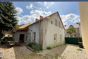 Ein Haus mit Geschichte. Ein Grundstück mit Zukunft. - mit zusätzlichem Baupotenzial
