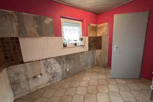 Wohnen auf einer Ebene! Wohnhaus mit Einliegerwohnung in ruhiger Sackgassenlage von Nisterau. – Die vollständige Adresse der Immobilie erhältst du vom Anbieter., 56472 Nisterau – Vorschaubild 11