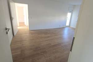 Gemütliche 4-Zimmer Wohnung in Nienburg – Lehmwandlungsweg 15, 31582 Nienburg (Weser) – Vorschaubild 2