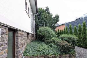 5- Zimmer-Bungalow mit repräsentativem Innenleben, großem Garten und ruhiger Lage! Nähe Schwimmbad. – Die vollständige Adresse der Immobilie erhältst du vom Anbieter., 55450 Langenlonsheim – Vorschaubild 26
