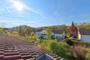 Aussicht, Lage, Freizeit - Schicke Wohnung mit Dachterrasse und Garage! – Die vollständige Adresse der Immobilie erhältst du vom Anbieter., 72762 Reutlingen-Mitte, Reutlingen – Vorschaubild 2