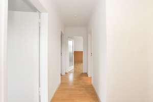 AIGNER - Charmante 3-Zimmer-Wohnung mit Einbauküche und praktischem Abstellraum! – Die vollständige Adresse der Immobilie erhältst du vom Anbieter., 80804 Am Luitpoldpark, München – Vorschaubild 6