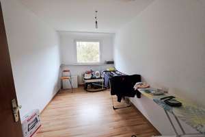 Gepflegte 4‑Zimmer‑Wohnung mit Ausbaupotenzial sowie Garagen und Parkplatz in Trier-Olewig – Die vollständige Adresse der Immobilie erhältst du vom Anbieter., 54295 Olewig, Trier – Vorschaubild 9