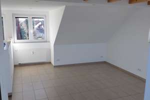 3-Zimmer-Dachgeschosswohnung mit Balkon u. EBK in 90441, Nürnberg – Die vollständige Adresse der Immobilie erhältst du vom Anbieter., 90441 Werderau, Nürnberg – Vorschaubild 3