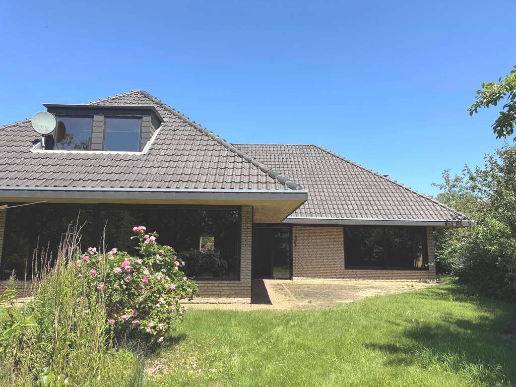 Immobilie in Ascheberg - FREI // Haus mit Hang zur Dekadenz // Dach ausgebaut mit Gauben // Eckgrundstück // Einliegerbereich - Bild 3