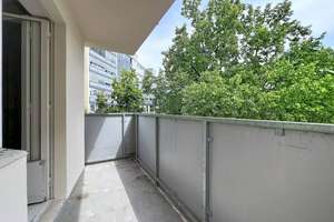 Zentral wohnen nahe Ku’damm – 2-Zimmer-Wohnung mit Ostbalkon! – Bundesallee 222, 10719 Wilmersdorf, Berlin – Vorschaubild 9