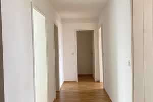 DACHGESCHOSSWOHNUNG mit Personenaufzug – Gellertstraße 15, 39108 Magdeburg – Vorschaubild 2