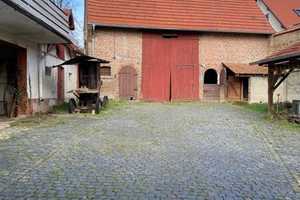 WI-Naurod: einmaliger historischer Dreiseitenhof zur Sanierung mit Baugrundstück – Obergasse 29, 65207 Wiesbaden – Vorschaubild 1