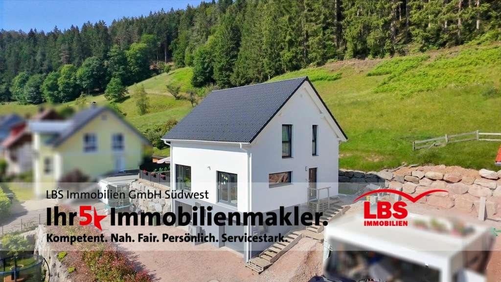 Immobilie in Hornberg - Modernes Wohnen mit Weitblick - Neuwertiges Einfamilienhaus mit großem Garten, Keller und Garagen - Bild 1