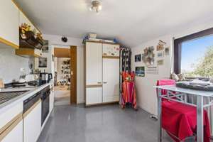 Angeb. flexibl. nutzbares Wohnhaus mit ELW, Garage & großem Sonnengarten – Die vollständige Adresse der Immobilie erhältst du vom Anbieter., 57074 Siegen, Siegen – Vorschaubild 19