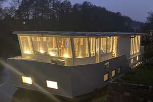 Geräumiges 5-Zimmer Wohnschiff/Hauboot Berlin 