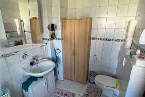 Idyllisches Wohnen in Herrenberg - Doppelhaushälfte mit viel Platz


 – Die vollständige Adresse der Immobilie erhältst du vom Anbieter., 71083 Herrenberg – Vorschaubild 12