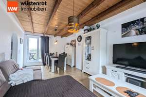 Wohnen auf zwei Ebenen: Moderne Maisonette mit sonniger Dachterrasse in Schalke, sofort Bezugsfrei