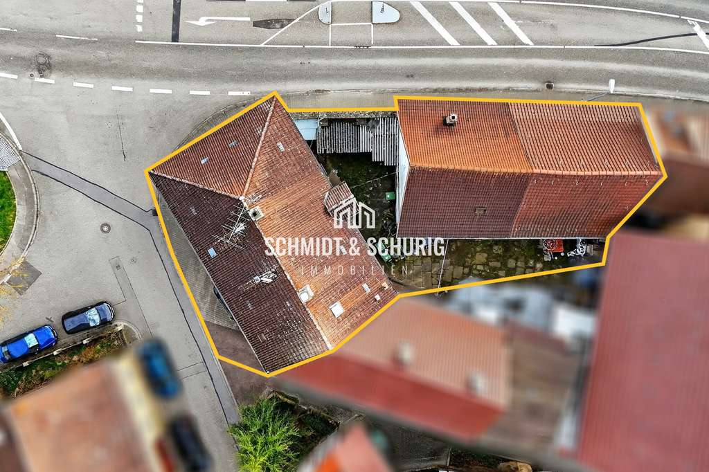 Immobilie in Kürnbach - Kapitalanlage mit Charme: Vermietetes Mehrfamilienhaus mit Ausbaupotenzial - Bild 1