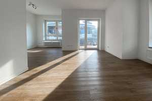 KL - Altstadt, 4 ZKB, Einbauküche, Tageslichtbad, 2 Balkone, Parkplatz – Kaiserslautern – Vorschaubild 1