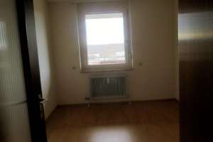 Traumhafter  Ausblick  Attraktive 4,5-Zimmer Wohnung mit Balkon in Reutlingen – Hermann-Ehlers-Straße 20, 72762 Reutlingen-Mitte, Reutlingen – Vorschaubild 9