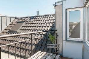 Über den Dächern des Bötzowviertels Ein Zuhause mit Licht, Ruhe und besonderer Energie – Die vollständige Adresse der Immobilie erhältst du vom Anbieter., 10407 Prenzlauer Berg, Berlin – Vorschaubild 8