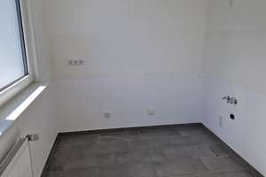 Schöne 3-Zimmerwohnung in Düsseldorf Eller mit Blick ins Grüne – Kissinger Str. 34, 40229 Eller, Düsseldorf – Vorschaubild 4