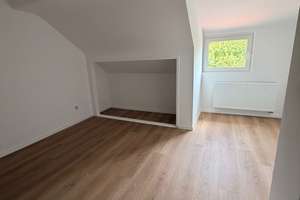 Moderne 2-Zimmer-Dachgeschosswohnung in Essen – Palmbuschweg 6, 45326 Altenessen-Süd, Essen – Vorschaubild 4
