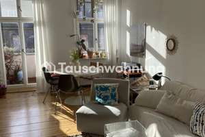 Tauschwohnung: Helle Altbauwohnung mit Balkon im Herzen von Neukölln 