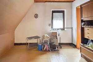 Ruhe und Platz: Zweifamilienhaus mit Ausbaupotential in schöner Lage von Gehrweiler – Die vollständige Adresse der Immobilie erhältst du vom Anbieter., 67724 Gehrweiler – Vorschaubild 8