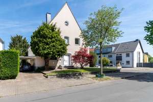 Stilvolles Einfamilienhaus am Schlosspark – Die vollständige Adresse der Immobilie erhältst du vom Anbieter., 45355 Borbeck-Mitte, Essen – Vorschaubild 8