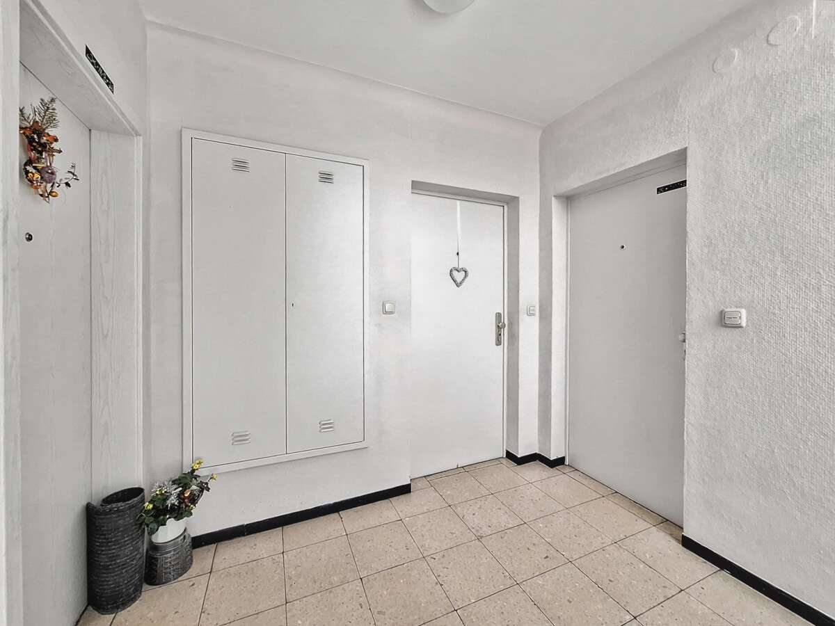 Lichtdurchflutete 2-Zimmer-Wohnung mit Balkon, Nürnberger Land Kreis – Bild 2