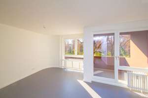 1 Zi-Whg mit Südbalkon EBK Aufzug im VH 2. OG mit Blick ins Grüne – Fehlerstrasse 8, 12161 Friedenau, Berlin – Vorschaubild 3