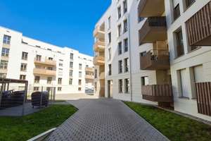 Moderne Erdgeschosswohnung zur Miete mit Balkon in Leipzig Plagwitz - Wentzel Dr.