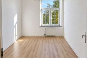 Zentrale 3-Zimmer-Wohnung mit großzügigem Schnitt & Balkon in Krefeld – 47798 Stadtmitte, Krefeld – Vorschaubild 2
