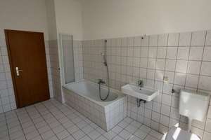 Helle 3-Raum Wohnung mit Tageslicht Bad, Balkon und Carport Stellplatz – Marienberger Straße 16, 9125 Altchemnitz, Chemnitz – Vorschaubild 7