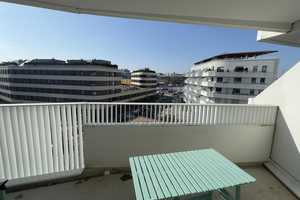 Geschmackvolle 2-Raum-Wohnung mit geh. Innenausstattung mit Balkon und EBK in München Berg am Laim – München – Vorschaubild 2