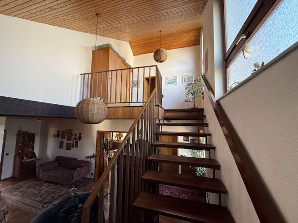 Treppenaufgang von EG in DG