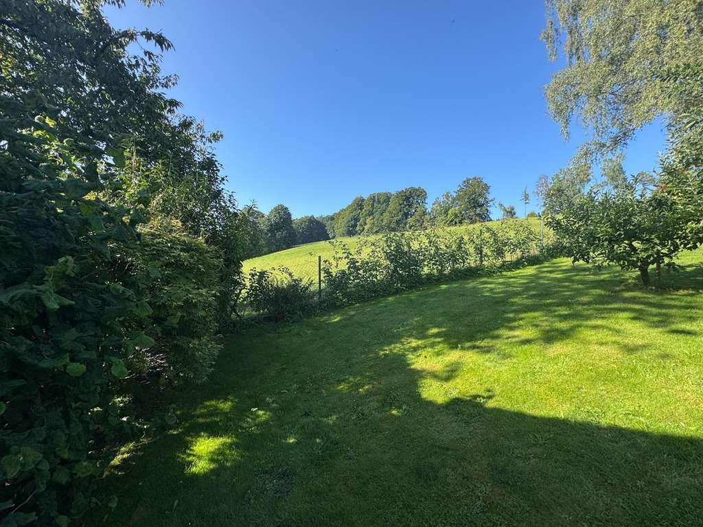 Immobilie in Deensen - Familienfreundliches EFH mit Garten, Blick ins Grüne & viel Platz! - Bild 4