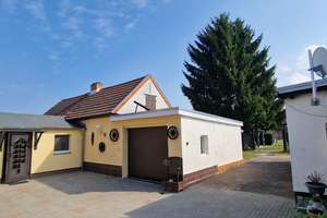 Hereinspaziert! Hier wartet Ihr neues Zuhause auf Sie! – Die vollständige Adresse der Immobilie erhältst du vom Anbieter., 1979 Lauchhammer – Vorschaubild 3
