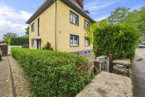 Schickes Einfamilienhaus auf  einem 870m² großem Grundstück in Dortmund – Dortmund – Vorschaubild 1
