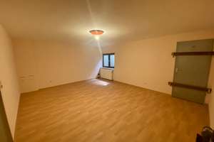 Von Privat: Reihenmittelhaus in begehrter Lage von Wiesbaden-Nordost – Blick auf den Neroberg – Platter Straße 110 A, 65193 Nordost, Wiesbaden – Vorschaubild 16