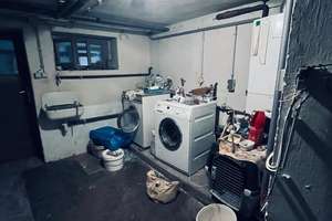 Renovierungsbedürftiges Doppelhaushälfte mit 3 Wohnungen – Die vollständige Adresse der Immobilie erhältst du vom Anbieter., 57074 Siegen, Siegen – Vorschaubild 18